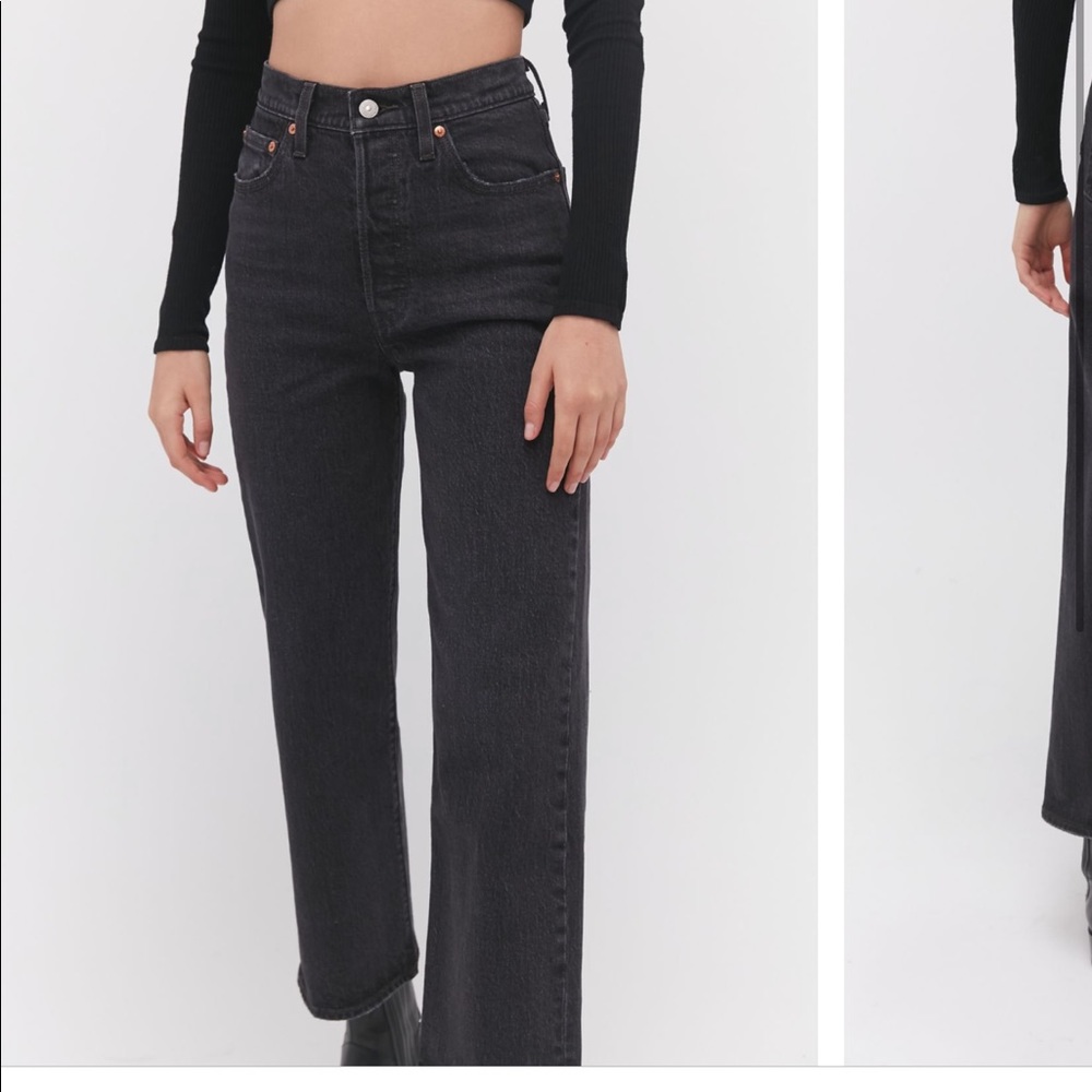 Black washed Levi jeans